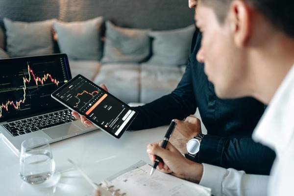 Digital trading dashboard representing USDC stablecoin payout